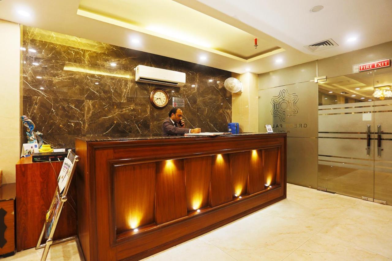 Capital O Green Palms Near Jhilmil Metro Station Hotel New Delhi Exterior photo