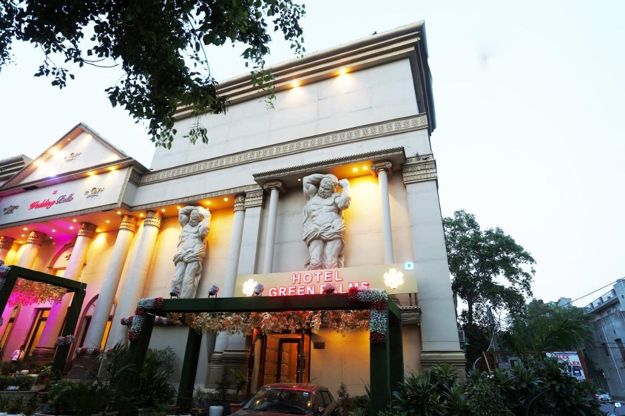 Capital O Green Palms Near Jhilmil Metro Station Hotel New Delhi Exterior photo