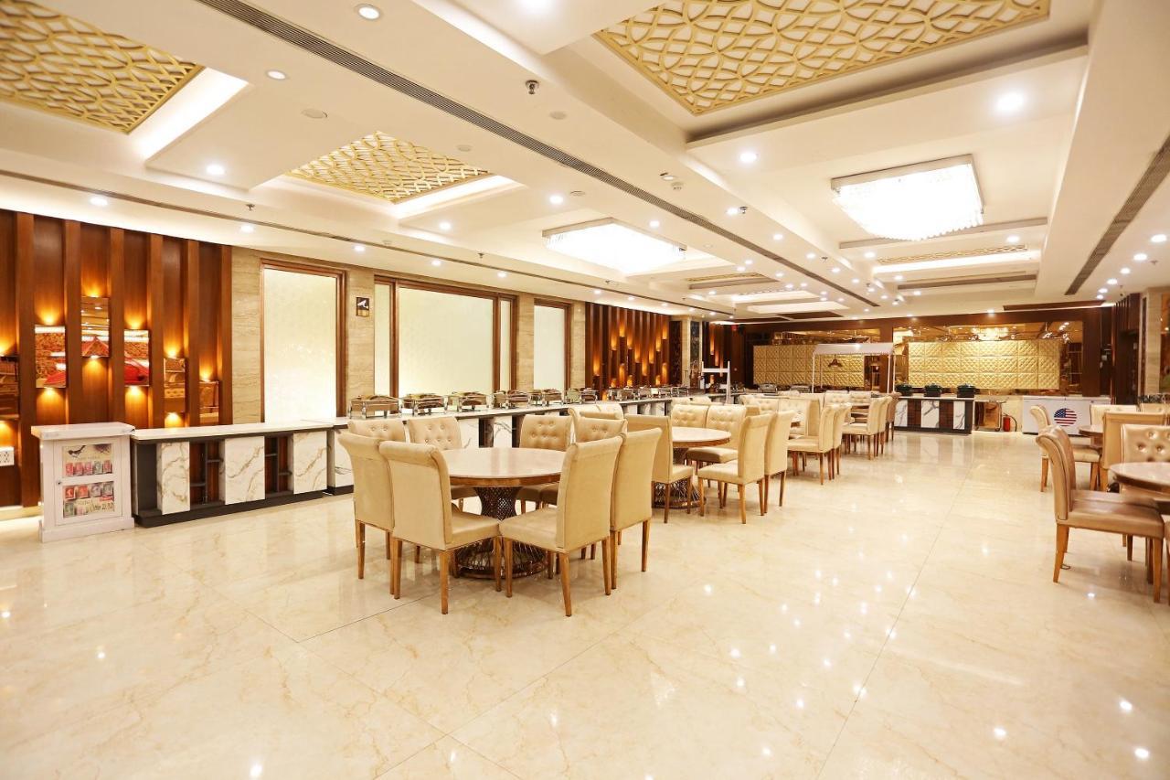 Capital O Green Palms Near Jhilmil Metro Station Hotel New Delhi Exterior photo