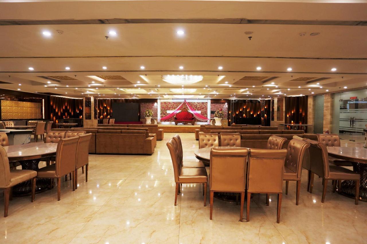 Capital O Green Palms Near Jhilmil Metro Station Hotel New Delhi Exterior photo